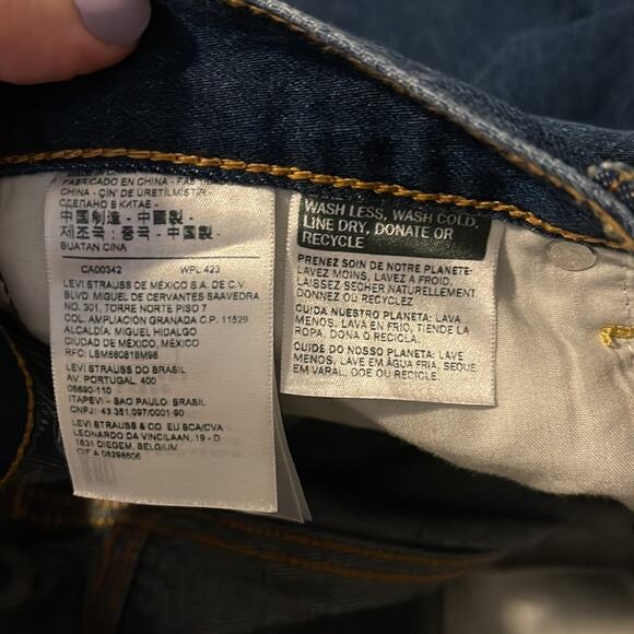 NEW Levi's Loose Taper Crop Blue Jeans Women's Size 25 NWT - Picture 7 of 7